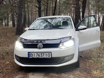 Авто Volkswagen Polo 2012 № 8254064