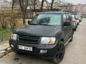 Авто Mitsubishi Pajero 2002 № 8254115