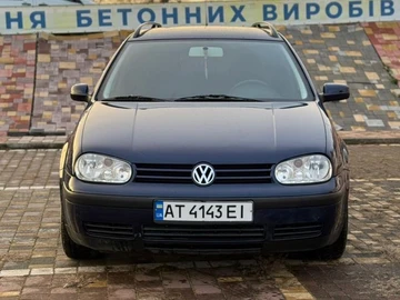 Авто Volkswagen Golf 2001 № 8254436