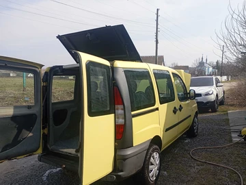 Авто Fiat Doblo 2004 № 8254452