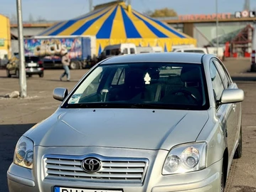 Авто Toyota Avensis 2005 № 8254517