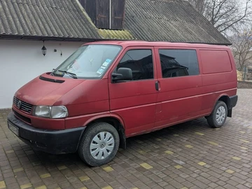 Авто Volkswagen Transporter 2000 № 8254529