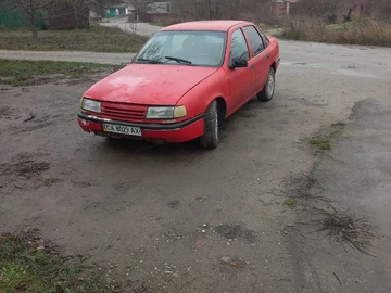 Авто Opel Vectra 1990 № 8254512