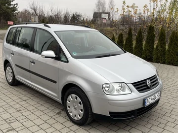 Авто Volkswagen Touran 2004 № 8255087