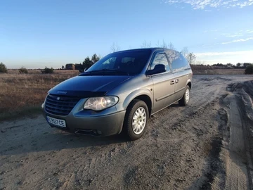 Авто Chrysler Voyager 2006 № 8255088
