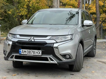 Авто Mitsubishi Outlander 2018 № 8255098