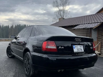 Авто Audi A4 2000 № 8255111