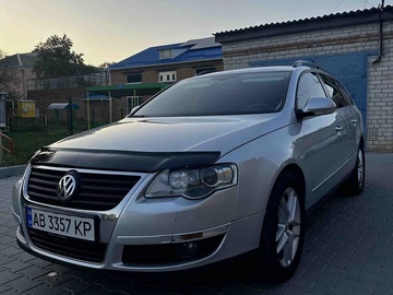 Авто Volkswagen Passat Variant 2010 № 8255121