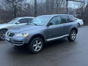 Авто Volkswagen Touareg 2005 № 8255334