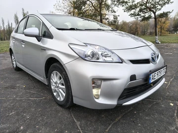 Авто Toyota Prius 2013 № 8255376