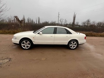 Авто Audi A8 1995 № 8255412