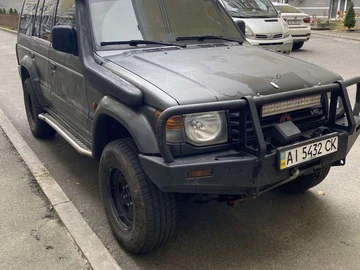 Авто Mitsubishi Pajero 1997 № 8255423