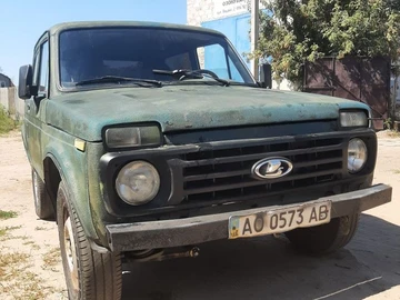 Авто ВАЗ 2121 1992 № 8255443