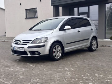 Авто Volkswagen Golf Plus 2005 № 8255526