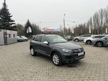 Авто Volkswagen Touareg 2013 № 8255686