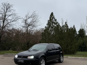 Авто Volkswagen Golf 2003 № 8255708