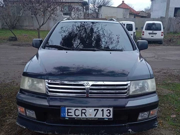 Авто Mitsubishi Space Wagon 2000 № 8255813