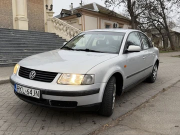 Авто Volkswagen Passat Sedan 1999 № 8255932