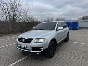 Авто Volkswagen Touareg 2003 № 8256259