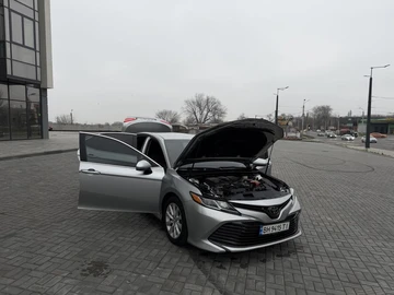 Авто Toyota Camry 2018 № 8256274