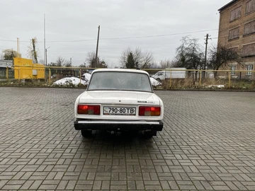 Авто ВАЗ 2105 1998 № 8256277