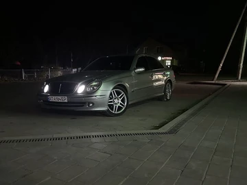 Авто Mercedes 220 2005 № 8256278