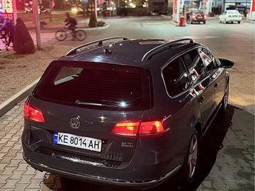 Авто Volkswagen Passat Variant 2012 № 8256311