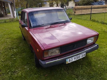 Авто ВАЗ 2105 1992 № 8256357