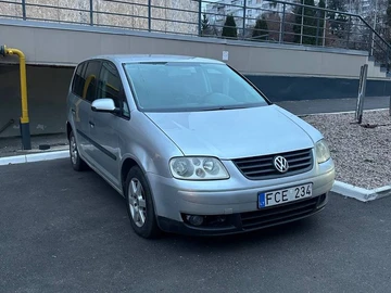 Авто Volkswagen Touran 2006 № 8256370