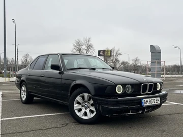 Авто BMW 7 Серия 1989 № 8256411