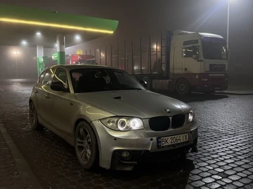Авто BMW 1 Серия 2009 № 8256443