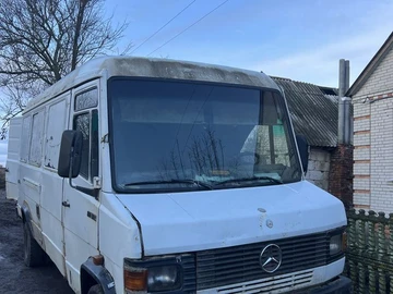 Авто Mercedes Vario 1992 № 8256480