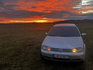 Авто Volkswagen Golf 2002 № 8256497