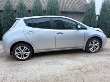 Авто Nissan Leaf 2014 № 8256552