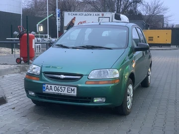 Авто Chevrolet Aveo 2004 № 8256682