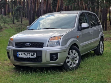 Авто Ford Fusion 2010 № 8256738