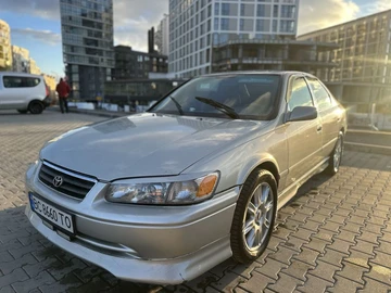 Авто Toyota Camry 2000 № 8256751