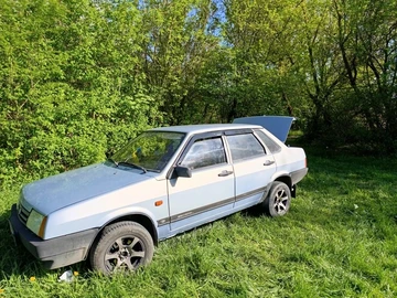 Авто ВАЗ 21099I 2004 № 8257055