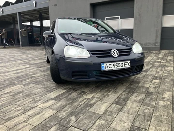 Авто Volkswagen Golf 2004 № 8257075