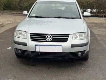 Авто Volkswagen Passat Variant 2001 № 8257099