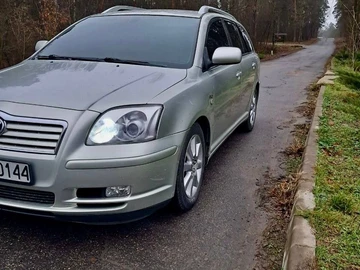 Авто Toyota Avensis 2004 № 8257116
