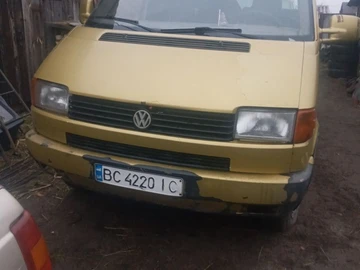 Авто Volkswagen Transporter 1996 № 8257661