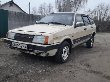 Авто ВАЗ 2109 1988 № 8257743
