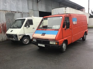 Авто Renault Master 1996 № 8257782