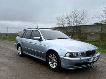Авто BMW 5 Серия 2002 № 8257971