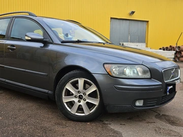 Авто Volvo V50 2005 № 8258003