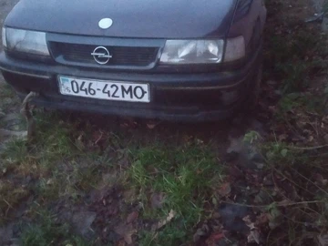 Авто Opel Vectra 1991 № 8258067