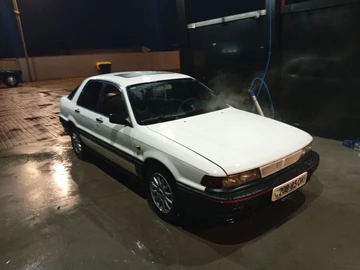 Авто Mitsubishi Galant 1989 № 8258234