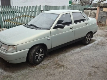 Авто ВАЗ 2110 2000 № 8258415