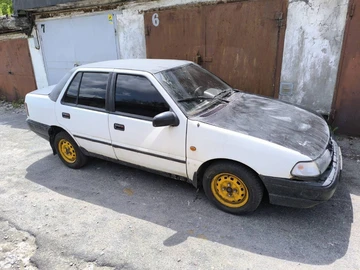 Авто Hyundai Pony 1996 № 8258451
